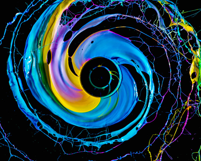 Black Hole Paint in motion
