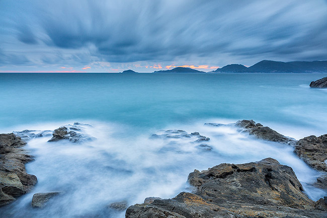 Seascape Photography by Francesco Gola