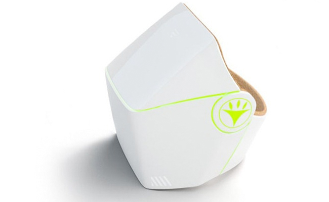 Innovative Concept The Wearable Air Purifier